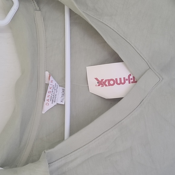 Cropped pull over - Picture 2 of 4